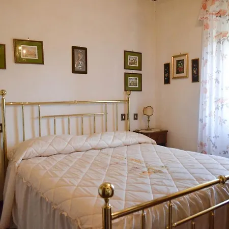בית נופש Casariri קורטונה